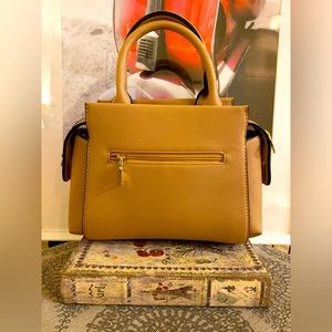Tan Brown Small Vegan Leather Fashion Handbag w/ Gold Hardware